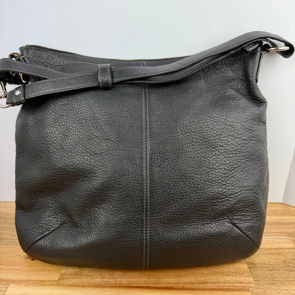 Coach hobo shoulder